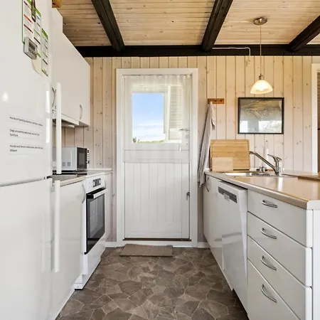 Janick - 150m From The Sea By Interhome Martofte