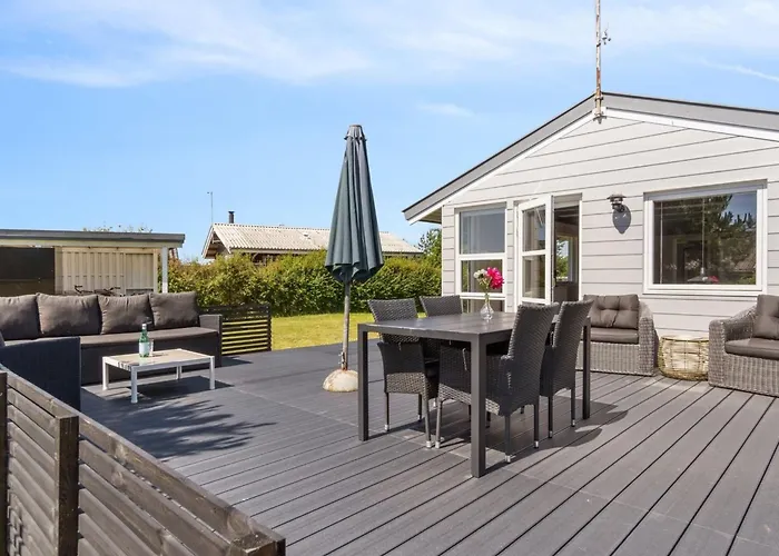 Janick - 150m From The Sea By Interhome Nyaraló