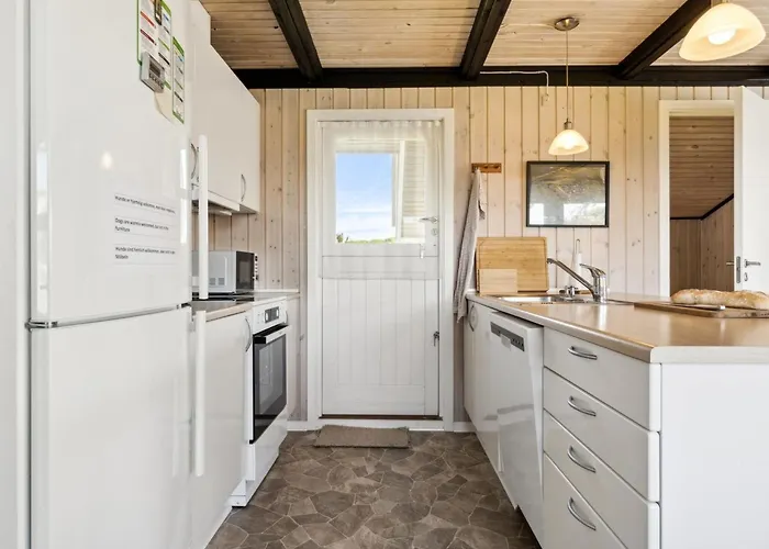 Janick - 150m From The Sea By Interhome Martofte